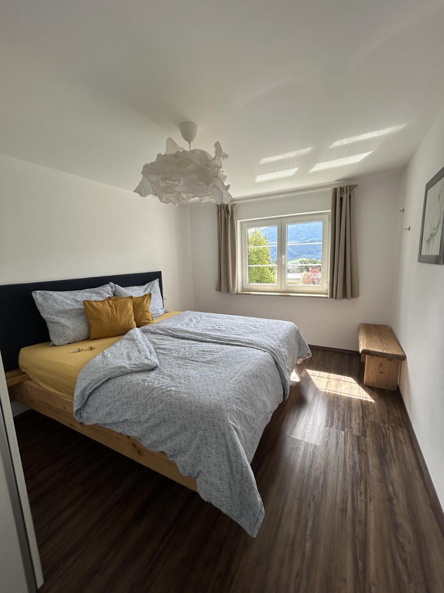 Wohnung Mit Garten Und Panoramablick In Инсбрук Экстерьер фото